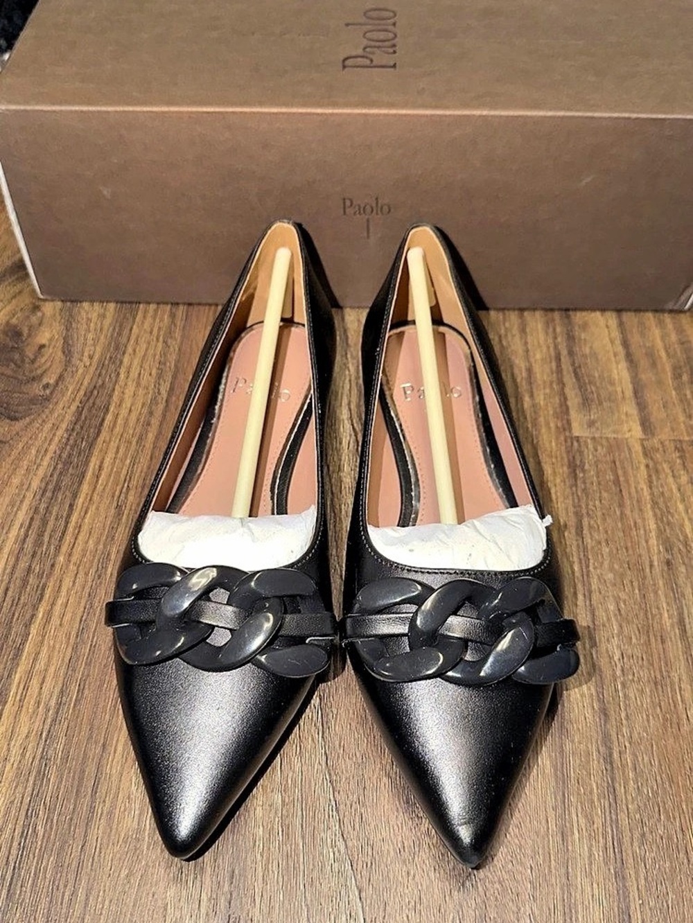 Linea Paolo Pointed Toe Bow Flats in Black Like New